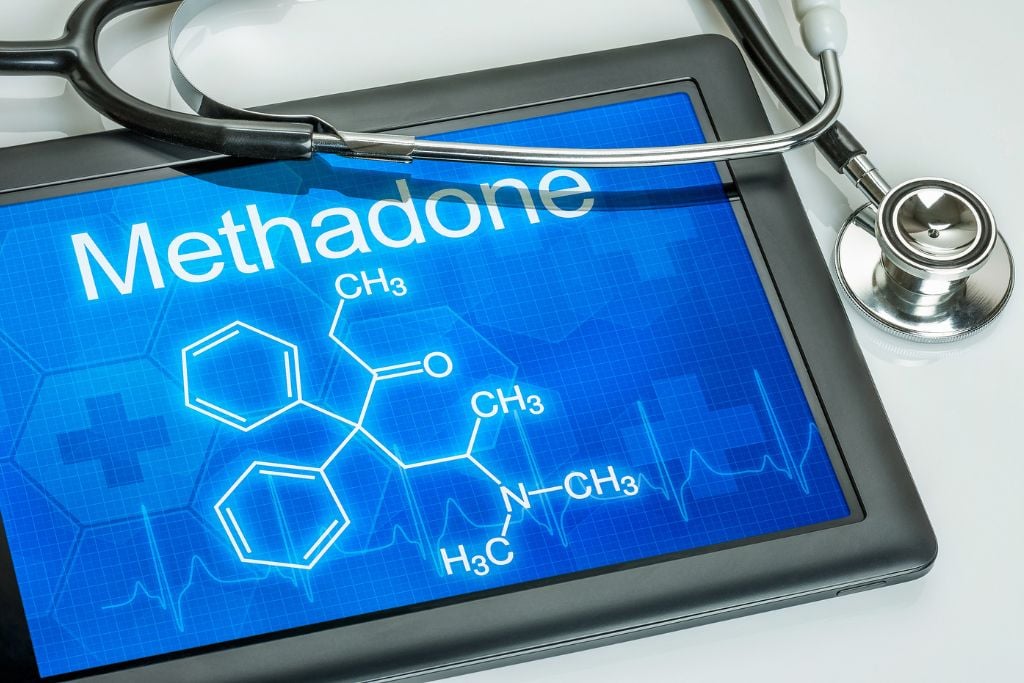 Tablet with the chemical formula of methadone: concept of methadone detox